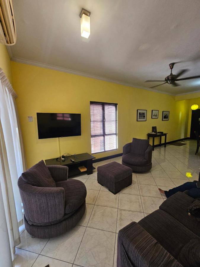 Marina-A38 Kk Centre Homestay Kota Kinabalu Kültér fotó