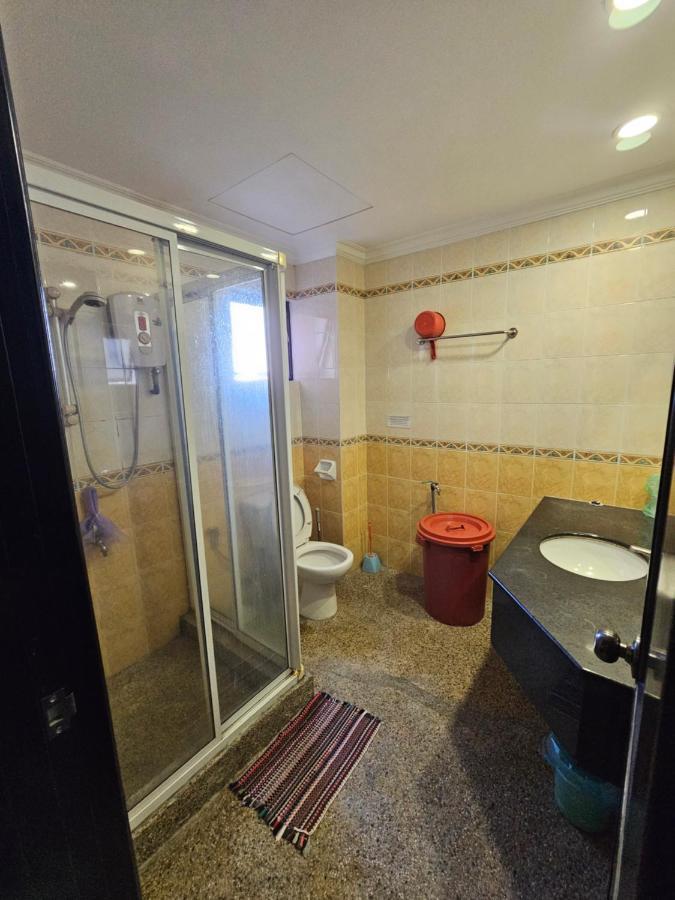 Marina-A38 Kk Centre Homestay Kota Kinabalu Kültér fotó