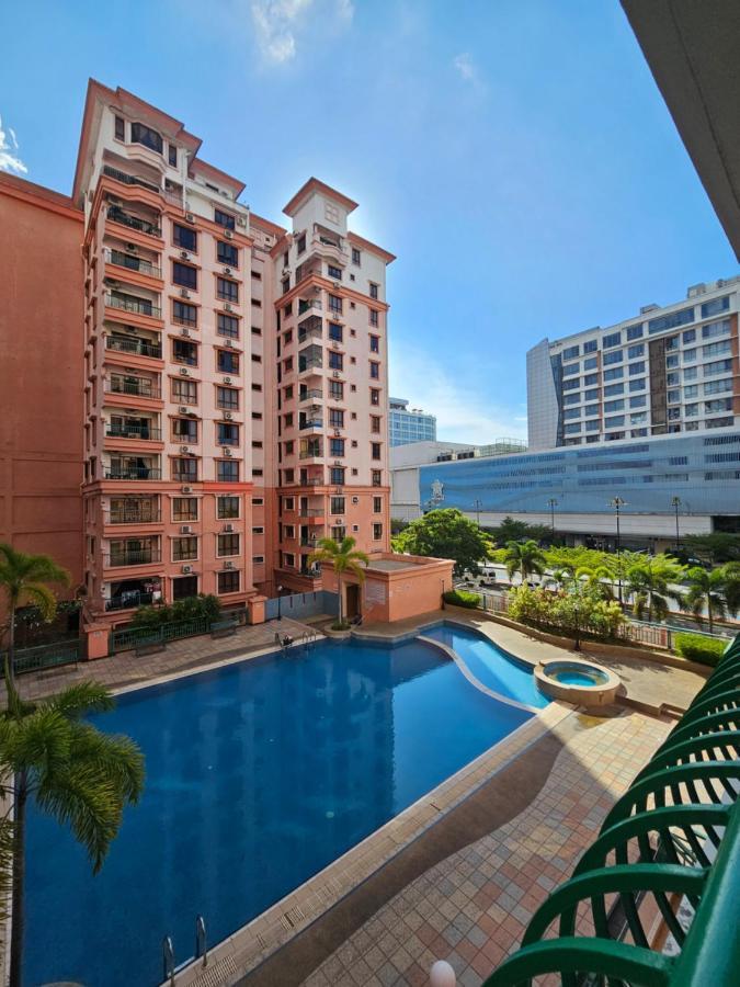 Marina-A38 Kk Centre Homestay Kota Kinabalu Kültér fotó